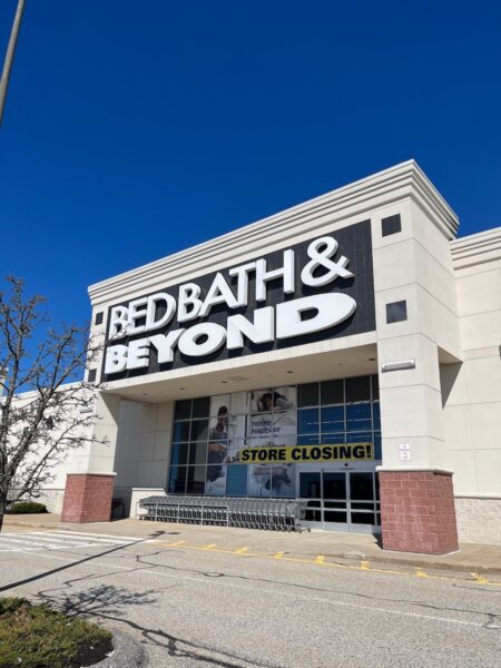 https://southernmaineonthecheap.com/lotc-cms/wp-content/uploads/2023/05/bed-bath-beyond-store-closing-south-portland-maine-450x600.jpeg