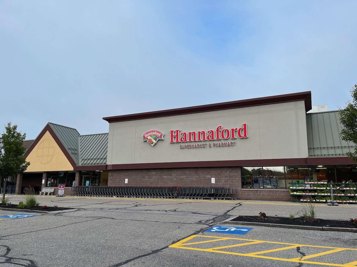 Grocery Stores in Maine