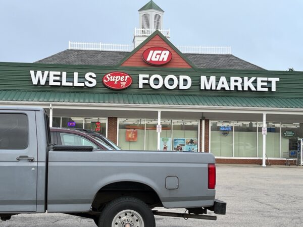 iga food market wells maine