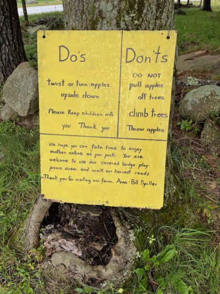 dos and donts for picking apples sign