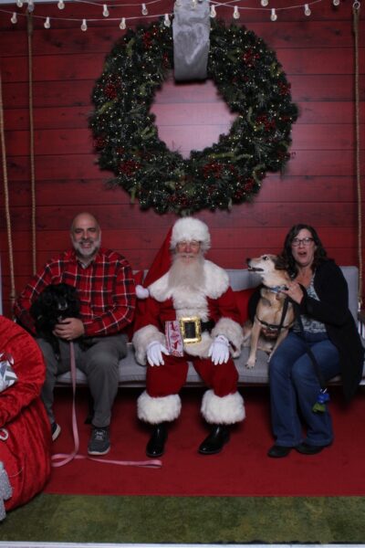 bill and leah with dogs and santa at maine mall