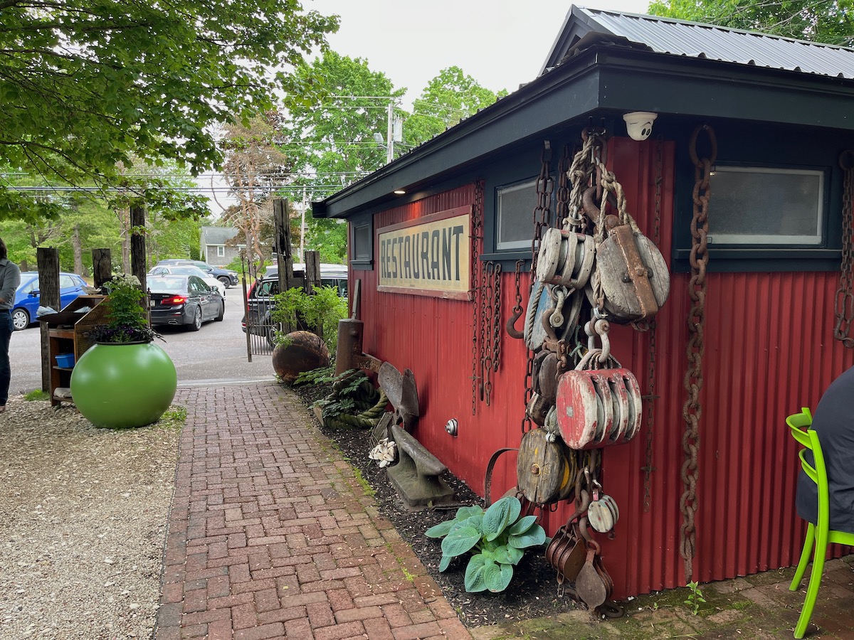 A Friday Night at the Bitter End in Wells with Our Dogs Southern